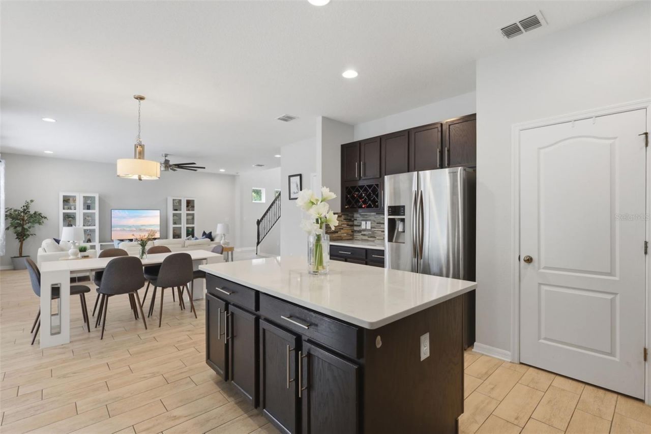 2748 Peony Drive, Oviedo, FL 32766 Photo