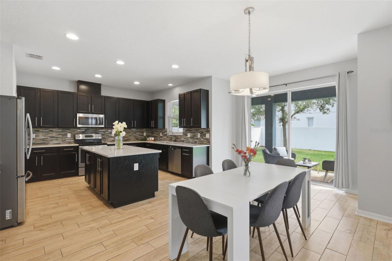 2748 Peony Drive, Oviedo, FL 32766 Photo