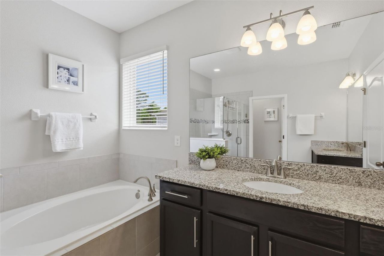 2748 Peony Drive, Oviedo, FL 32766 Photo