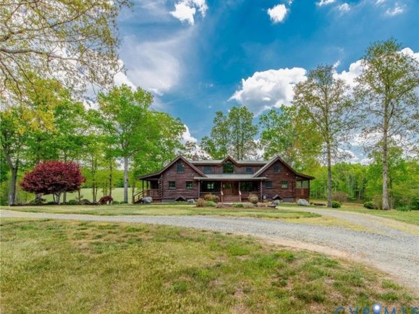 615 Riggs Road , Louisa, VA 23093