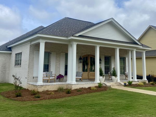 120 Huxley, Starkville, MS 39759