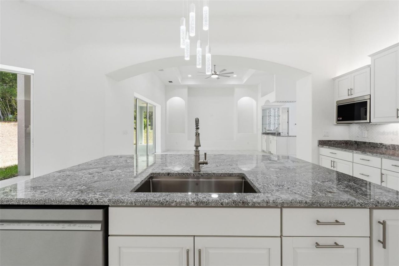 421 W Chase Street, Hernando, FL 34442 Photo