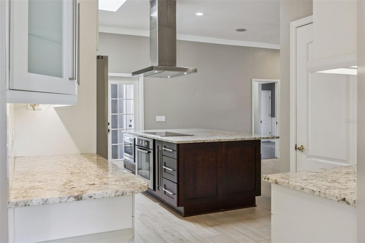 9302 Bay Vista Estates Boulevard, Orlando, FL 32836 Photo