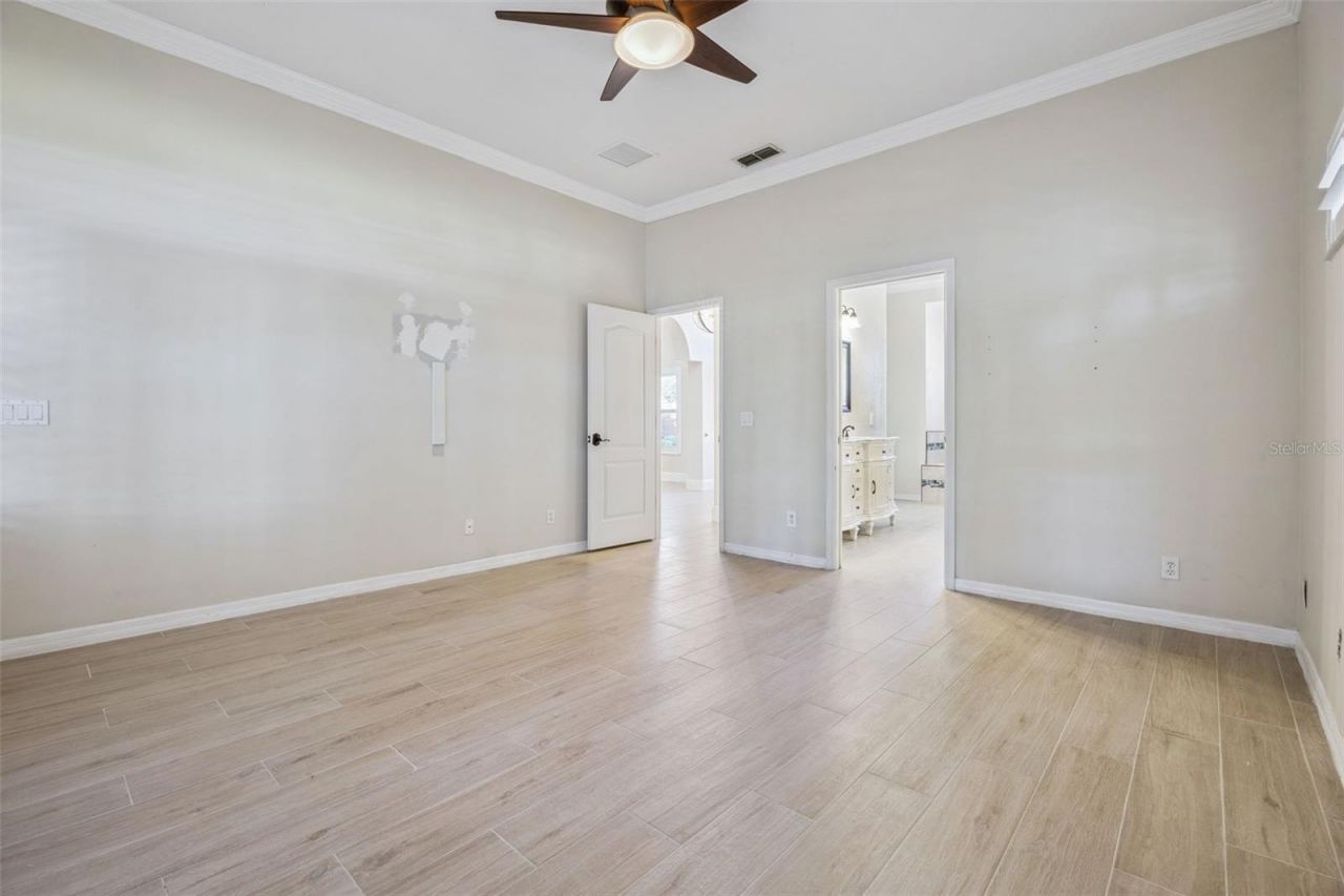 9302 Bay Vista Estates Boulevard, Orlando, FL 32836 Photo
