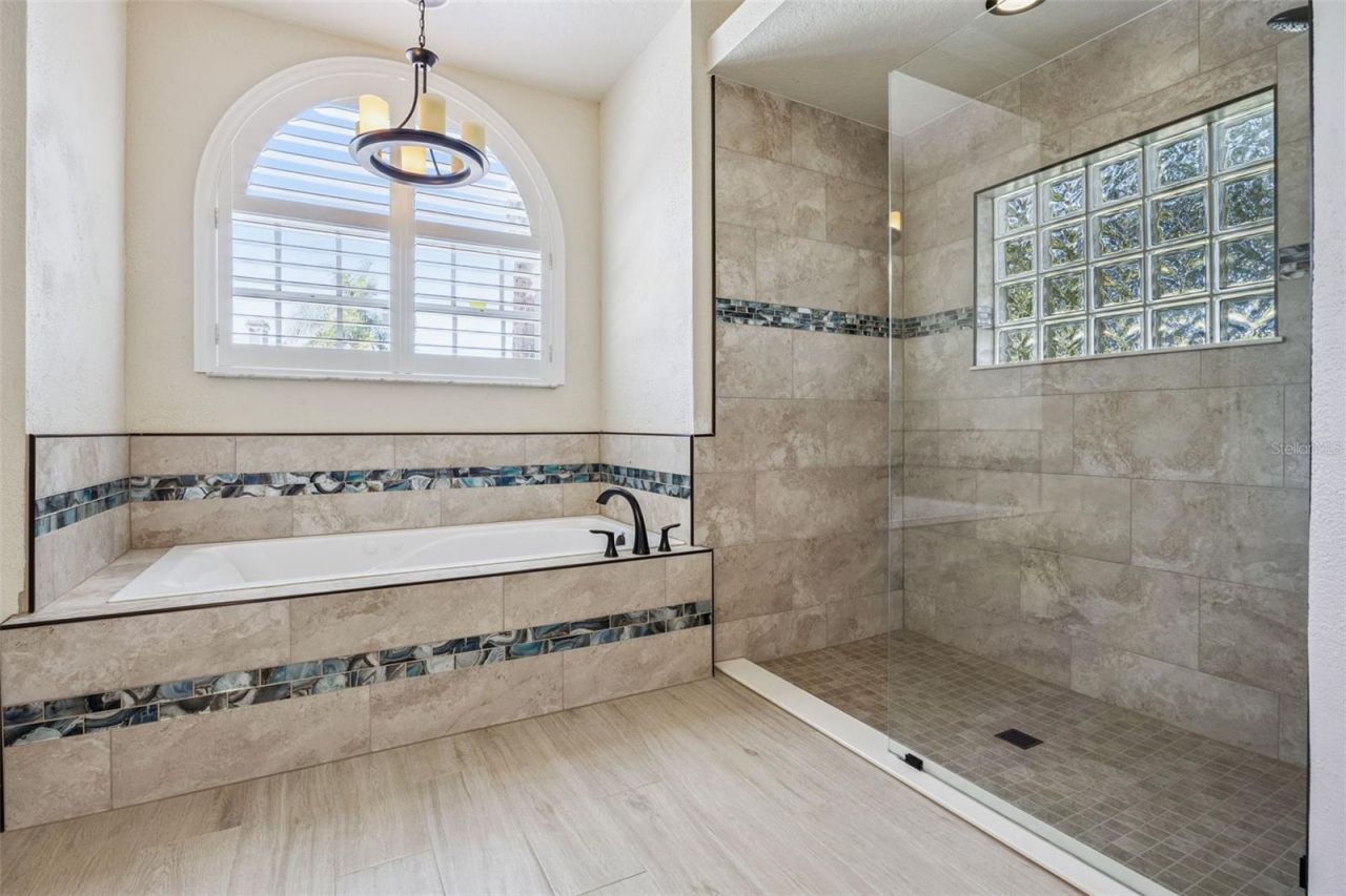 9302 Bay Vista Estates Boulevard, Orlando, FL 32836 Photo