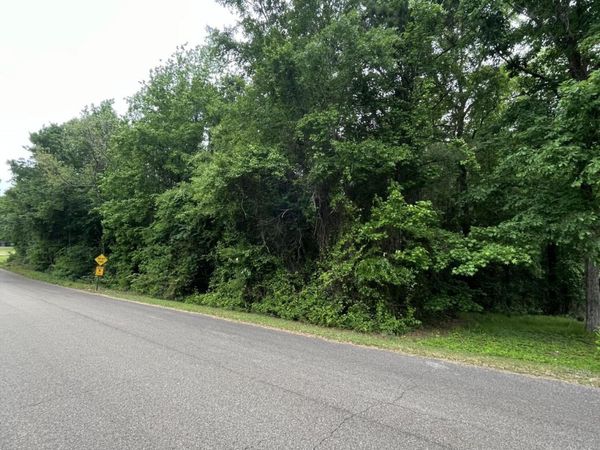 0 McKay, Columbus, MS 39702