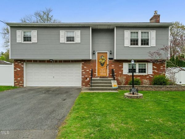 812 Mann Avenue, Rensselaer, NY 12144