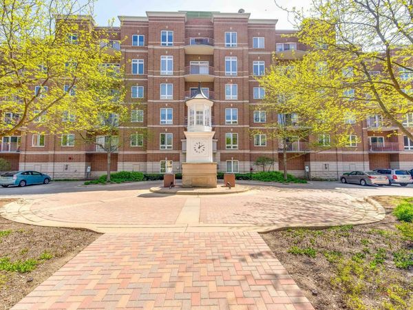 799 Graceland Avenue , Unit 402A, Des Plaines, IL 60016