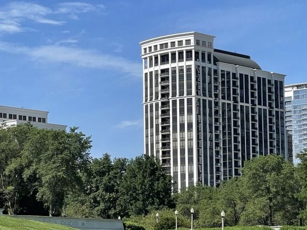 233 E 13TH Street , Unit 1708, Chicago, IL 60605