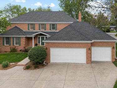 6600 Park Crest Court, Lincoln, NE 68506