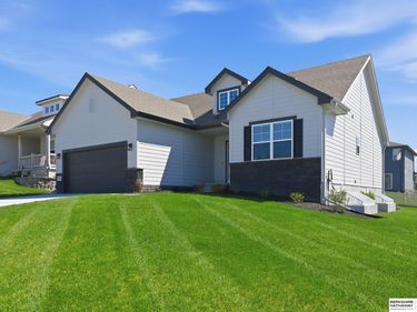 16919 Virginia Street , Omaha, NE 68136