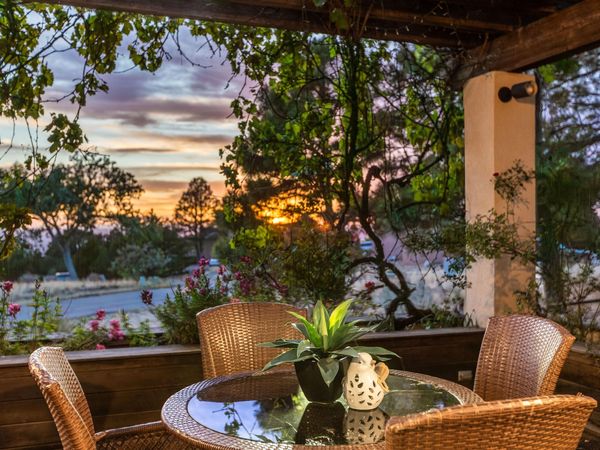 605 Cedar Hill Road NE, Albuquerque, NM 87122