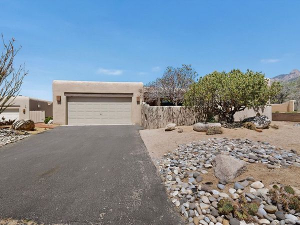 2770 Wolfberry Place NE, Albuquerque, NM 87122