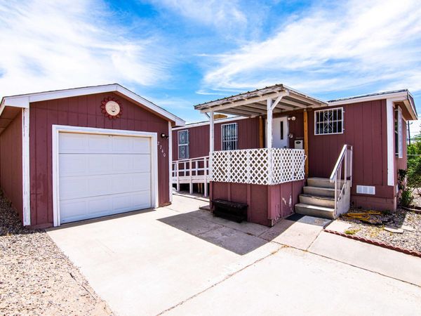 2740 Katrina Drive SW, Albuquerque, NM 87121