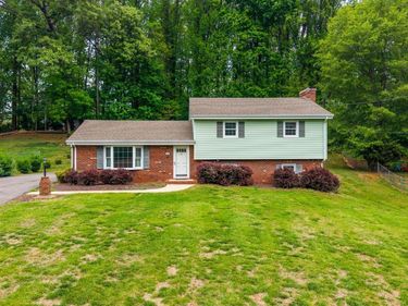195 Wellington Drive, Lynchburg, VA 24502