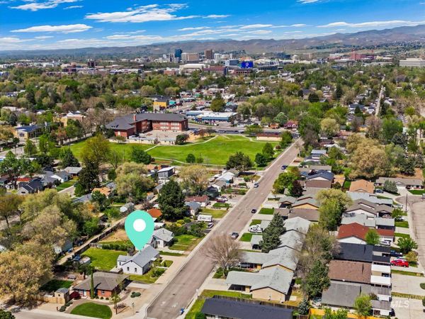 2043 S Leadville, Boise, ID 83706