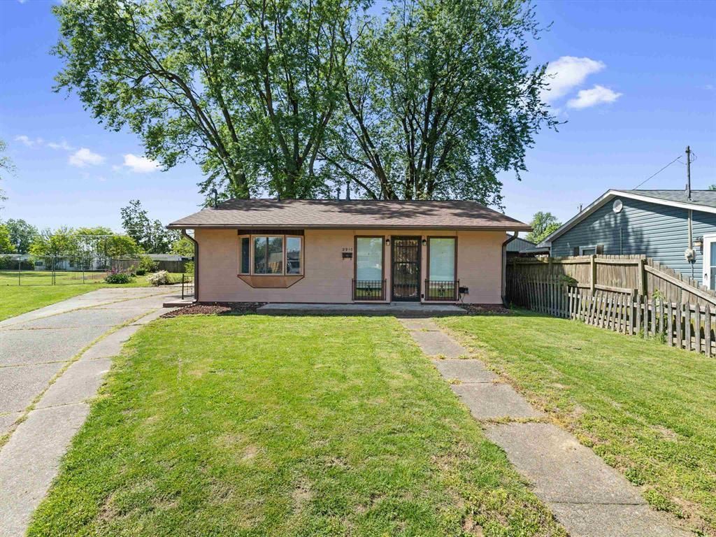 2910 Ridgewood St, Owensboro, KY 42301 Main Photo