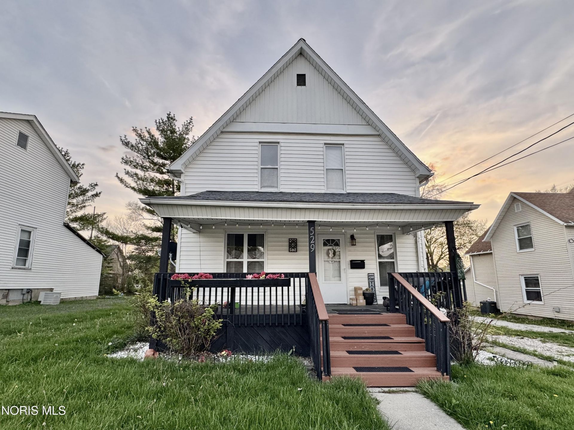 529 S Harrison Street, Montpelier, OH 43543 Main Photo