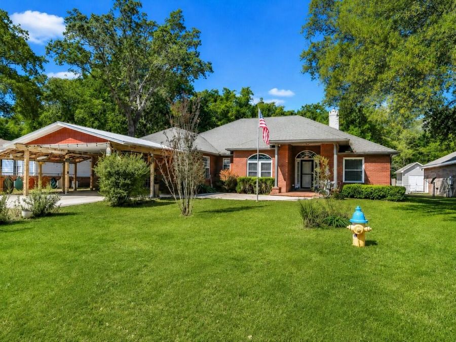 Property Image 4