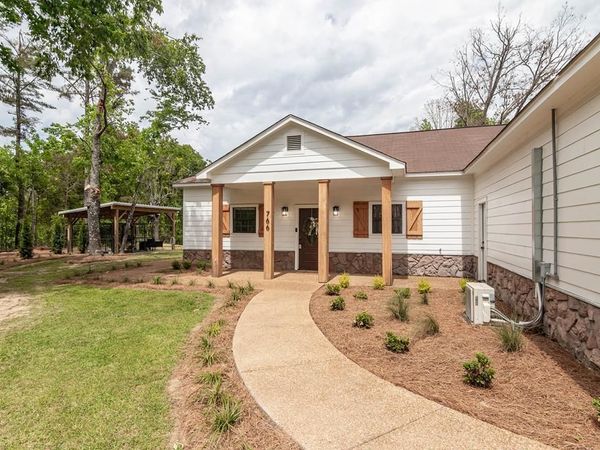 766 County Road 215, Abbeville, MS 38601