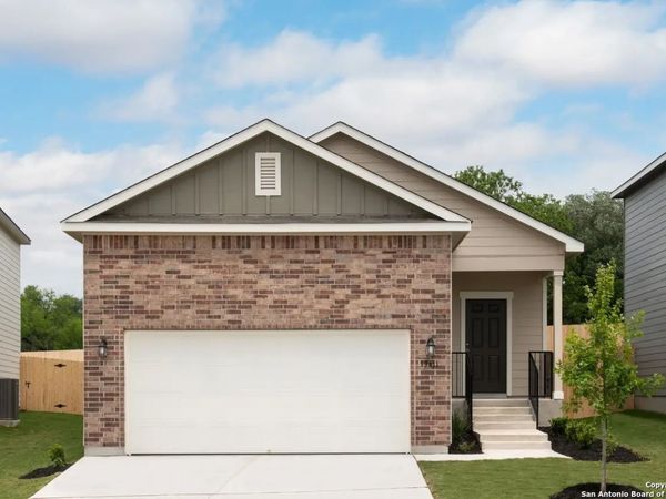 1117 King Eider, Adkins, TX 78101