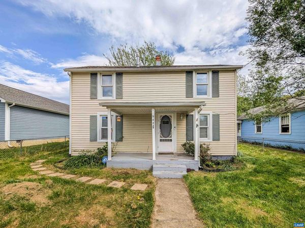 944 FOREST AVE N, Waynesboro, VA 22980