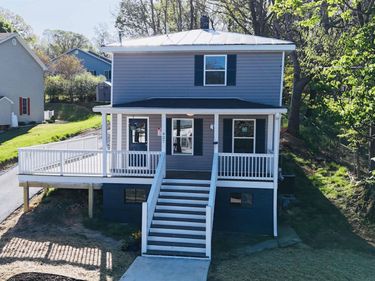 427 MONTGOMERY AVE , Staunton, VA 24401