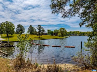 942 JEFFERSON DR , Palmyra, VA 22963