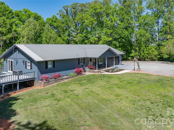 7362 Volunteer Rescue Road, Denton, NC 27239
