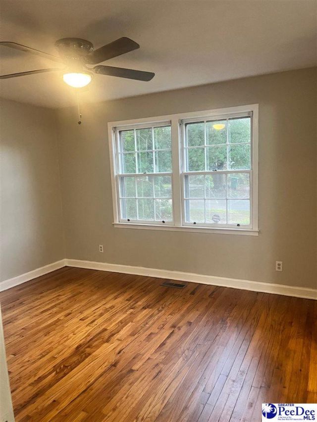 1064 Wellington Rd Photo 11