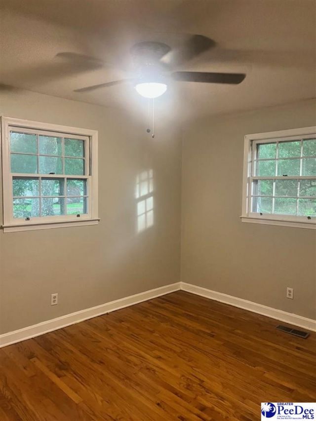 1064 Wellington Rd Photo 15