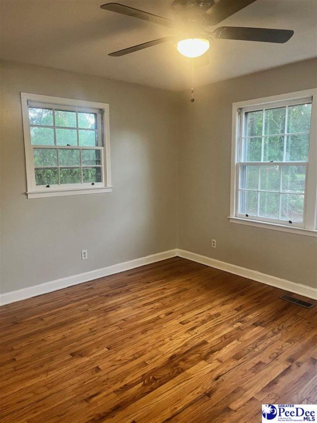 1064 Wellington Rd Photo 16