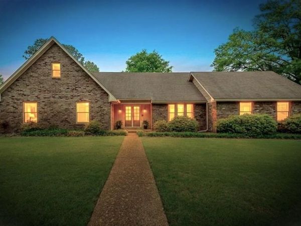 1551 CORDOVA RD, Germantown, TN 38138