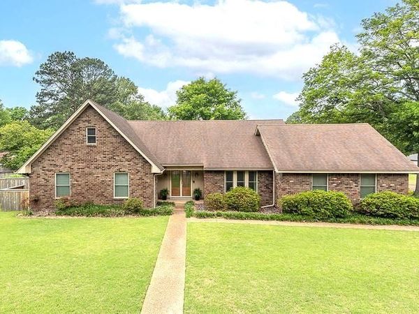 1551 CORDOVA RD, Germantown, TN 38138