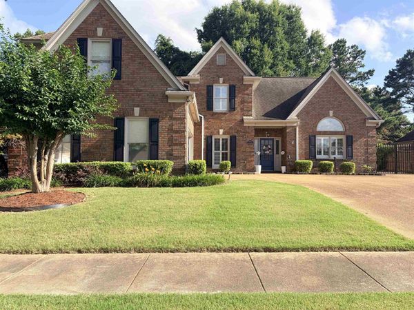 1715 GOLDSMITH CT, Collierville, TN 38017