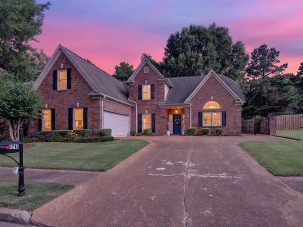 1715 GOLDSMITH CT, Collierville, TN 38017