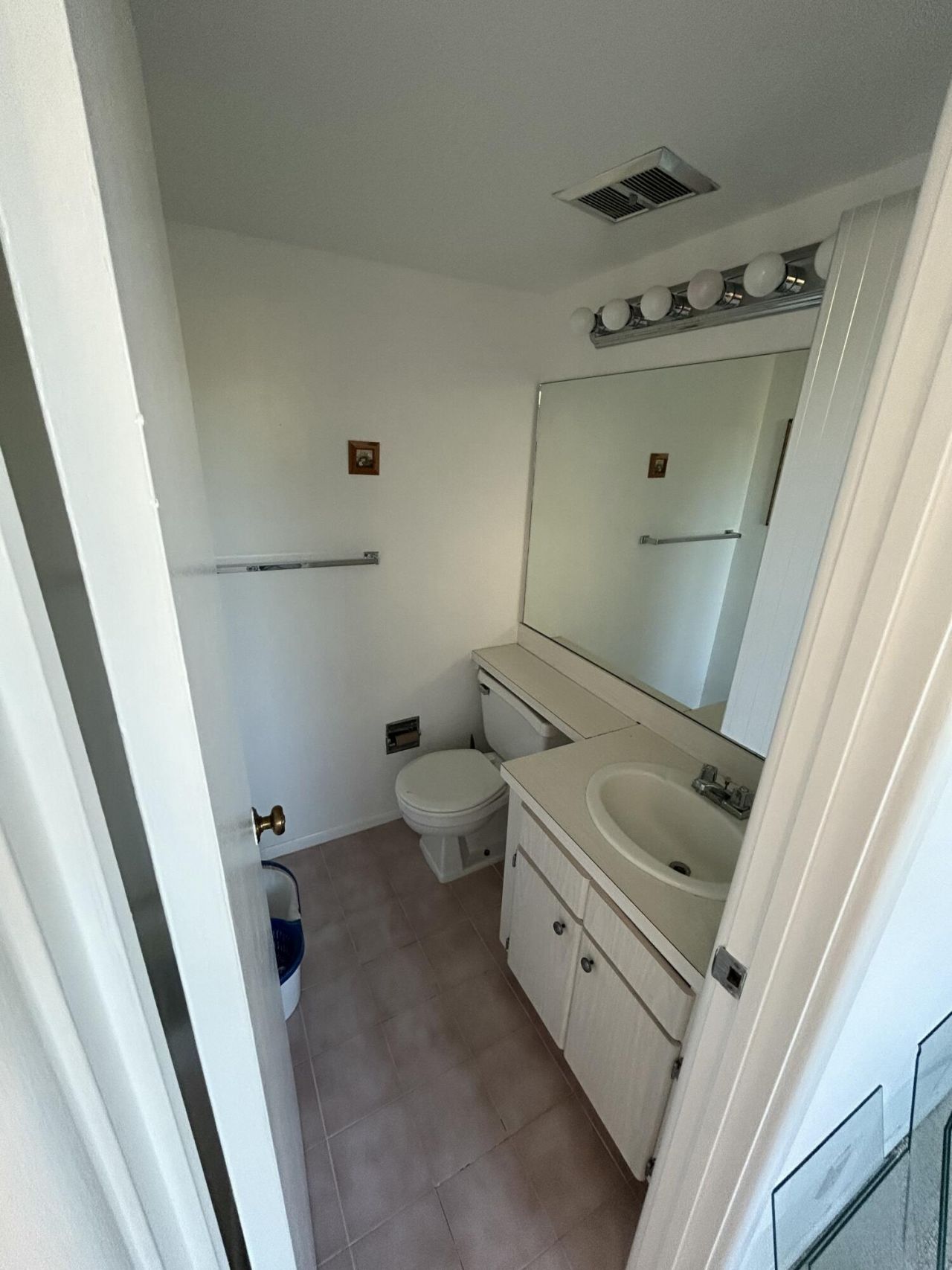 2540 Boundbrook Boulevard, Unit 205, Palm Springs, FL 33406 Photo
