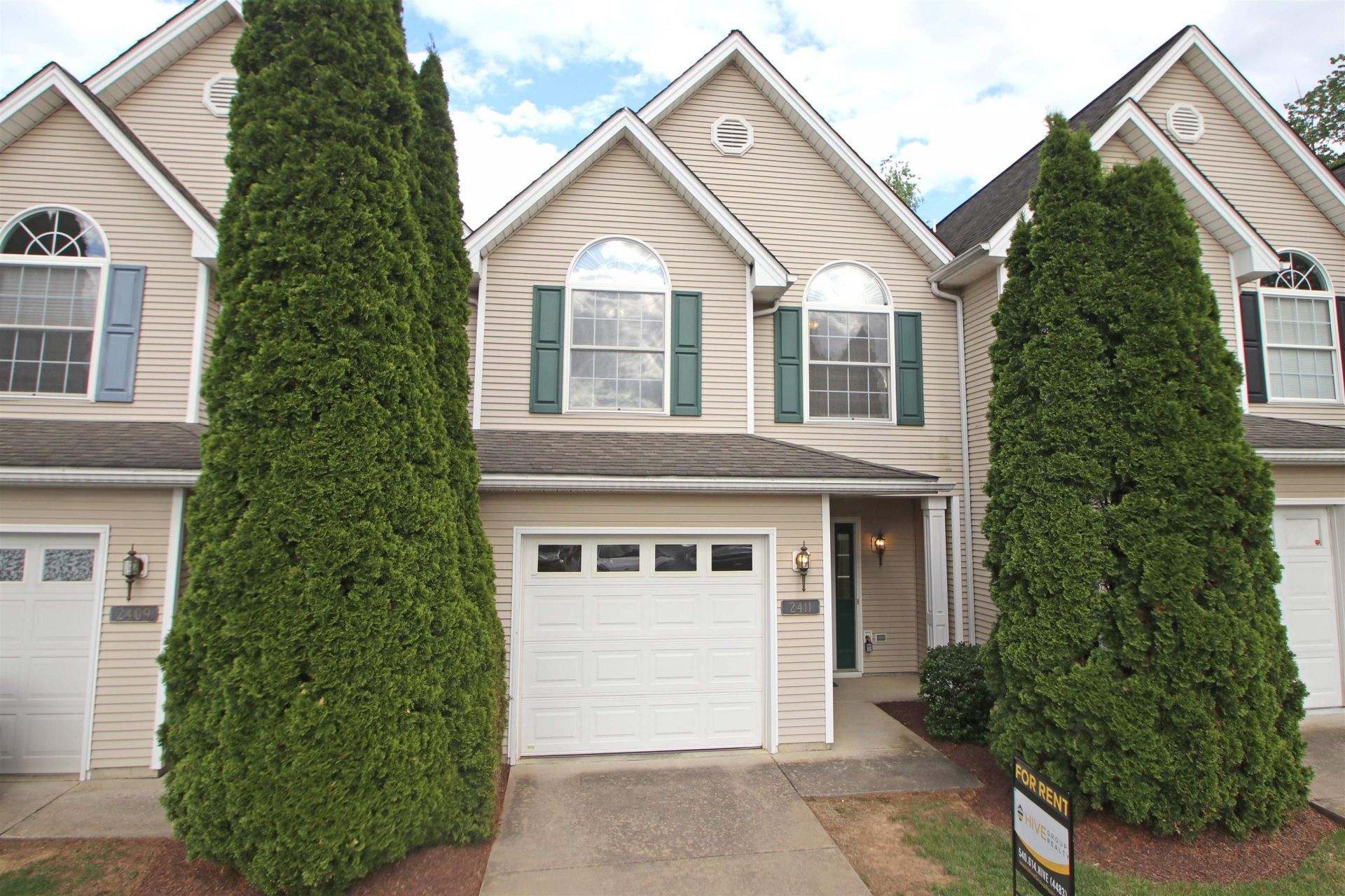 2411 Avonlea Ln, Harrisonburg, VA 22801 Main Photo