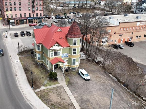 315 Reservation Street, Hancock, MI 49930