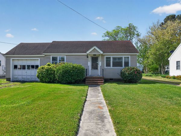 3512 Sunnyside Road, Cheriton, VA 23310