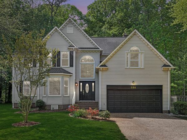 304 Autumn Way , Yorktown, VA 23693