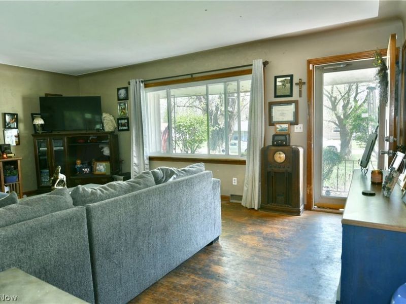 7374 Ranier Trail , Youngstown, OH 44512 Photo 6