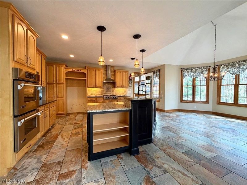 11625 Regent Park Drive, Chardon, OH 44024 Photo 15