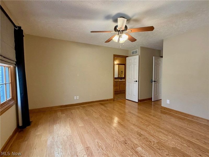 11625 Regent Park Drive, Chardon, OH 44024 Photo 29