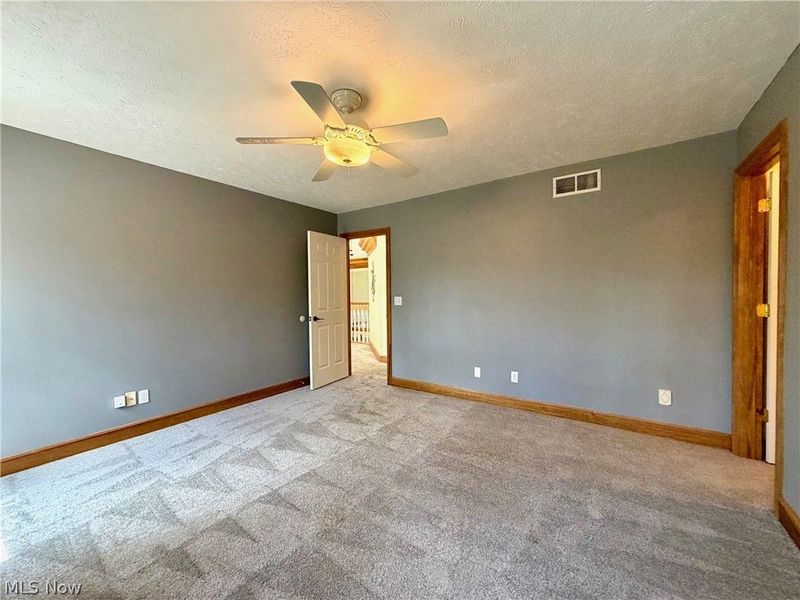 11625 Regent Park Drive, Chardon, OH 44024 Photo 36