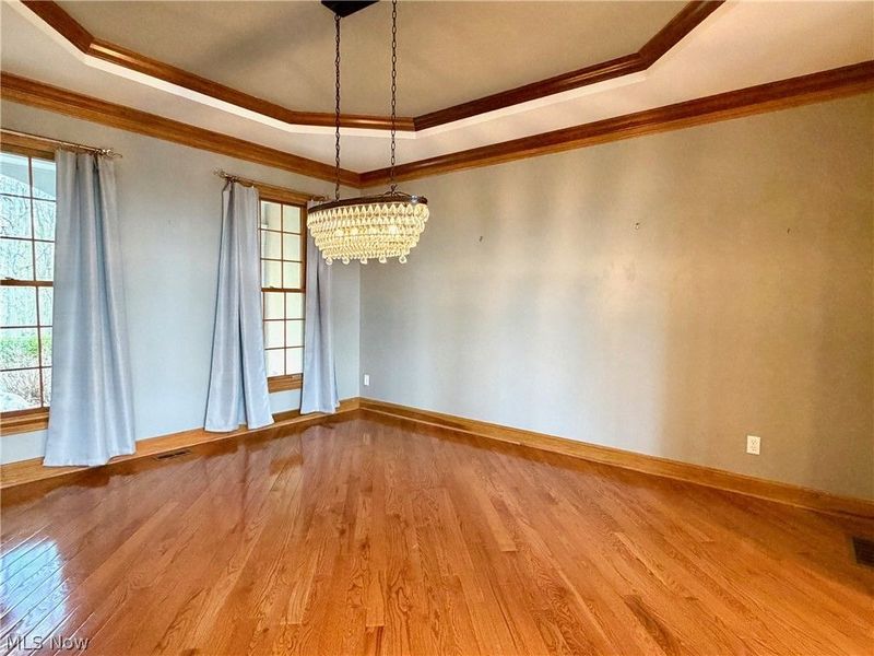 11625 Regent Park Drive, Chardon, OH 44024 Photo 9