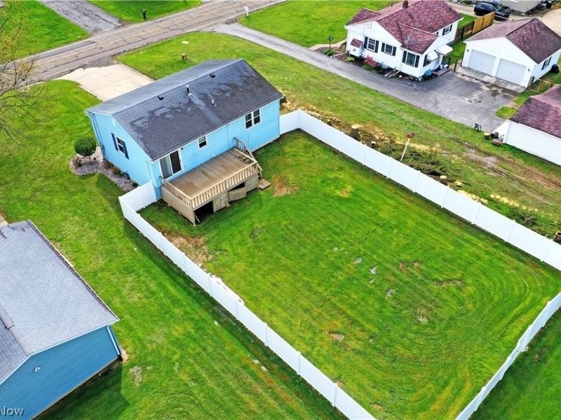 4539 N Leavitt Road NW, Warren, OH 44485 Photo 11