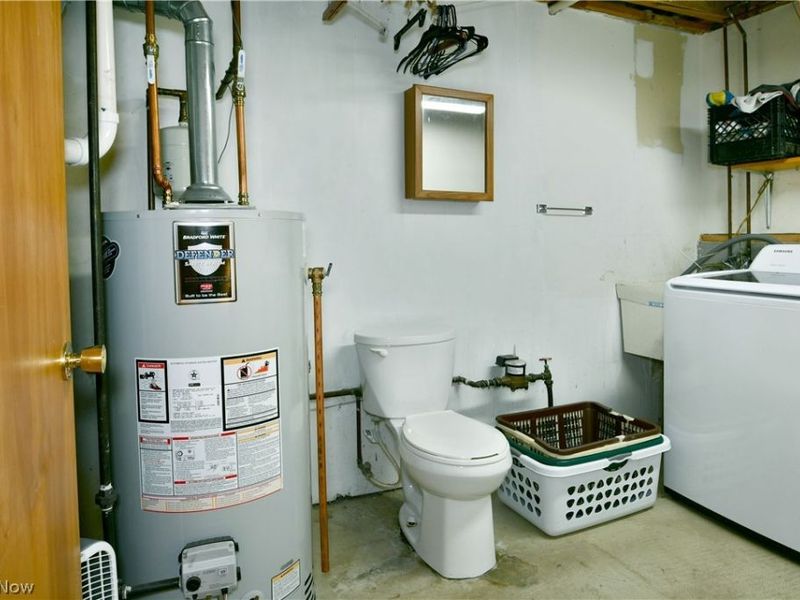 4539 N Leavitt Road NW, Warren, OH 44485 Photo 48