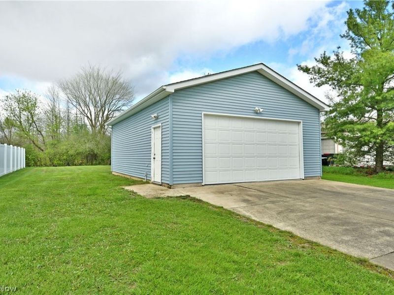 4539 N Leavitt Road NW, Warren, OH 44485 Photo 9