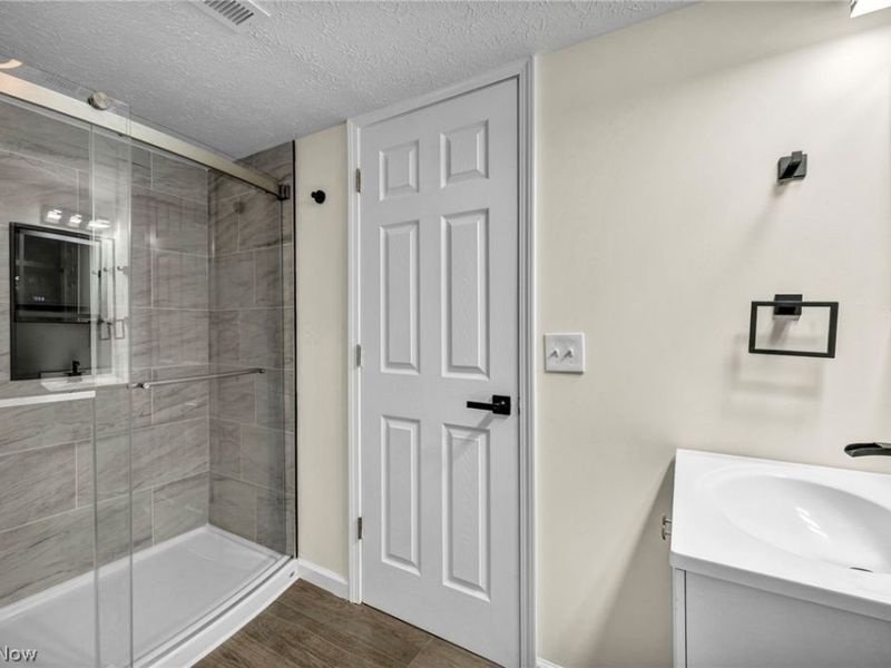 3512 W 46th Street, Cleveland, OH 44102 Photo 25